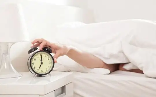 sleep surevy wake up tired even eight hours of rest expert revealed
