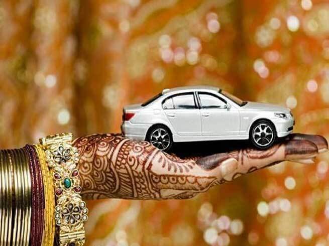 अगर पॉलिसिस्टिक ओवरी डिजीज है, तो इनसे बना लें दूरी
