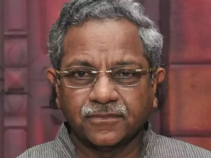 രാജനേയും അടിയന്തരാവസ്ഥയേയും കാണാതെപോയ 'പിറവി'; നിസ്സംഗതയും നിശബ്ദതയും ...