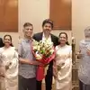തൃഷയും ഇല്ല സംഗീതയുമില്ല, വിജയിയുടെ ജന്മദിനത്തിന് ഇടവും വലവും നിന്നത് അമ്മയും അച്ഛനും!