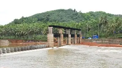 Yuriyning katta kokraklari bor