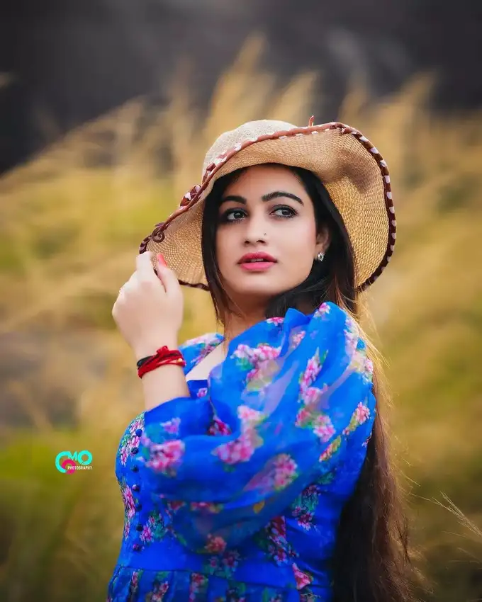 ഫോട്ടോഷൂട്ടുകൾ