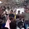 Mumbai Local Train Fight Over Seat Turns Ugly Video Goes Viral | मुंबई ...