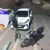 Pune Nagar National Highway Drunk Police Constable hits Six Vehicles ...
