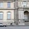 Louvre Robbery: फ्रेंच यंत्रणांचे वाभाडे - thieves steal crown jewels ...