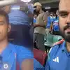 Indian Cricket Fan Vinesh Prabhu Photo Viral for Witnessing 2011 Men ...
