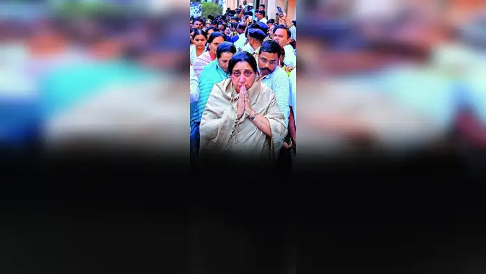 उपमुख्यमंत्रिपदी सुनेत्रा पवार उपमुख्यमंत्रिपदी सुनेत्रा पवार