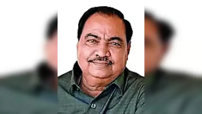 खडसे दाम्पत्याविरोधात अजामीनपात्र वॉरंट खडसे दाम्पत्याविरोधात अजामीनपात्र वॉरंट