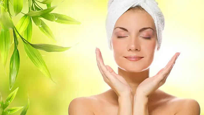 सात दिवसांत काचेसारखी त्वचा 