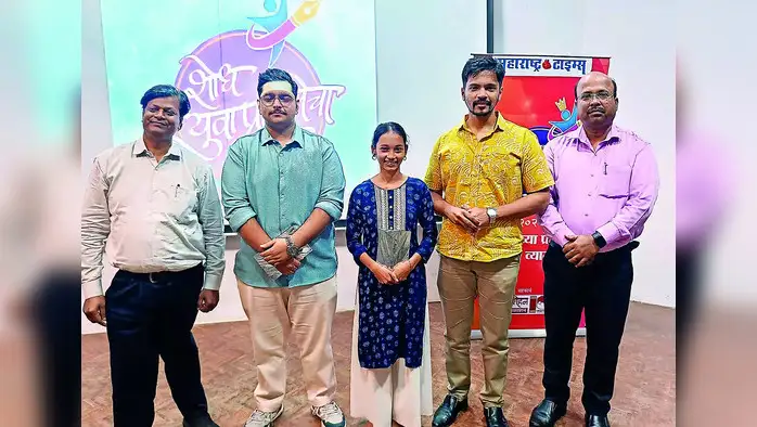 अशोकचक्रापासून प्रेमप्रकरणापर्यंत... अशोकचक्रापासून प्रेमप्रकरणापर्यंत...