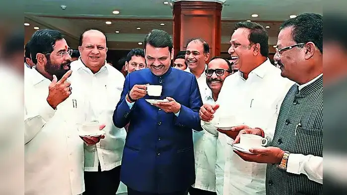 चहापानावर विरोधकांचा बहिष्कार चहापानावर विरोधकांचा बहिष्कार