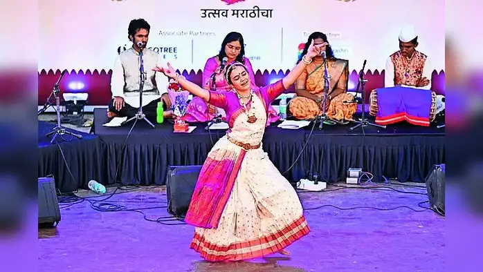 ‘आनंद भैरवी’चा सुरेल आविष्कार ‘आनंद भैरवी’चा सुरेल आविष्कार