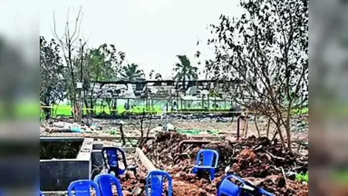 स्फोटातील मृतांचा आकडा २१वर स्फोटातील मृतांचा आकडा २१वर