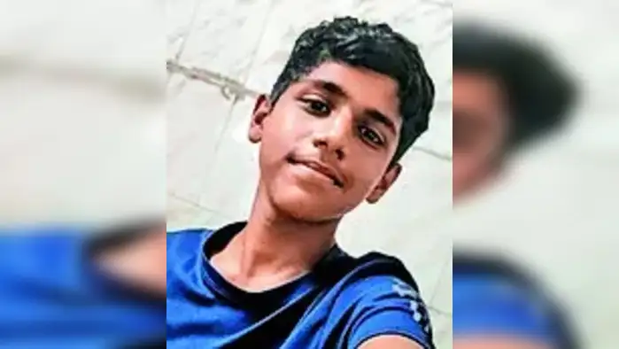 आठवीतील मुलाची मित्रांकडून हत्या आठवीतील मुलाची मित्रांकडून हत्या