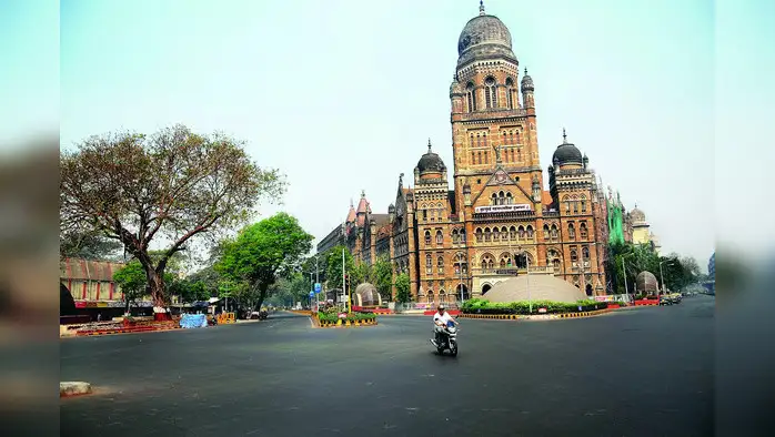 महापालिका कर्मचाऱ्यांना ‘आश्रय’ महापालिका कर्मचाऱ्यांना ‘आश्रय’