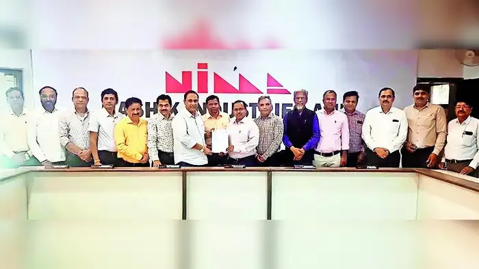 ‘महावितरण’समोर उद्योजकांचा अडचणींचा पाढा ‘महावितरण’समोर उद्योजकांचा अडचणींचा पाढा