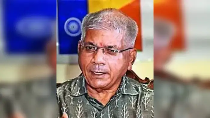 मोदी यांच्यामुळे देश गहाण मोदी यांच्यामुळे देश गहाण