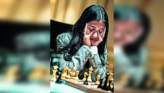 चौथ्या फेरीतहीदिव्या देशमुख अपयशी चौथ्या फेरीतहीदिव्या देशमुख अपयशी