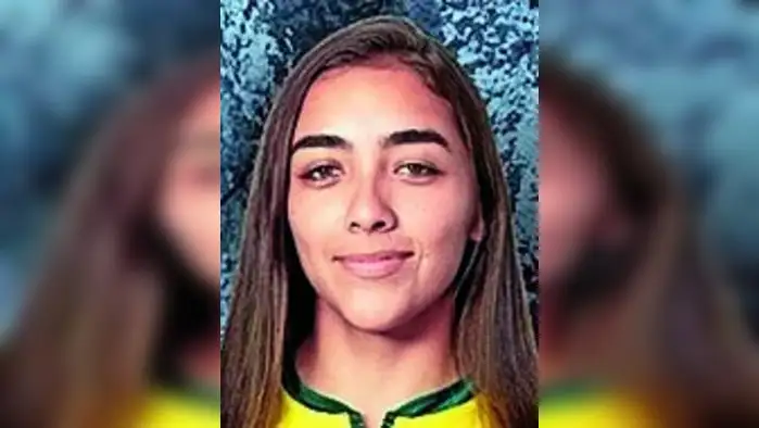 चार धावांत ९ फलंदाज टिपल्या; ब्राझीलच्या लॉराचा विक्रम चार धावांत ९ फलंदाज टिपल्या; ब्राझीलच्या लॉराचा विक्रम