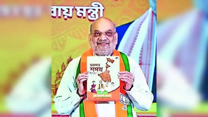 सहा महिन्यांत ‘यूसीसी’ सहा महिन्यांत ‘यूसीसी’
