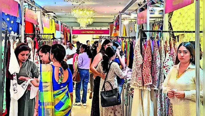 आजपासून फॅशनिस्टा प्रदर्शन आजपासून फॅशनिस्टा प्रदर्शन