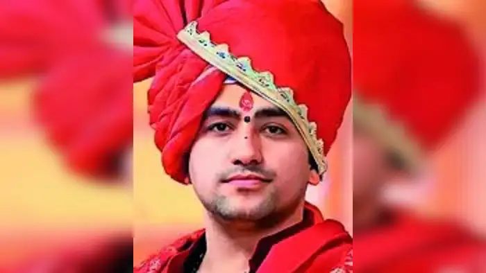 धीरेंद्र शास्त्रींविरोधात रोष धीरेंद्र शास्त्रींविरोधात रोष