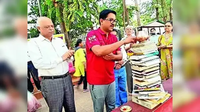 ‘एक कविता तळ्याकाठी’ रंगला ‘एक कविता तळ्याकाठी’ रंगला