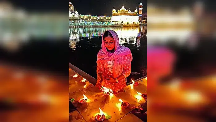 वाघाचा बछड्यासहअभयारण्यामध्ये मृत्यू वाघाचा बछड्यासहअभयारण्यामध्ये मृत्यू