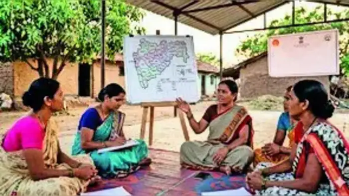 एकल महिला धोरणासाठी मसुदा समिती नियुक्त एकल महिला धोरणासाठी मसुदा समिती नियुक्त