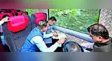 वंदे भारत एक्स्प्रेसने मुख्यमंत्र्यांचा प्रवास वंदे भारत एक्स्प्रेसने मुख्यमंत्र्यांचा प्रवास