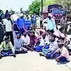 शेतकऱ्यांनी रोखला डिझेलसाठी महामार्ग