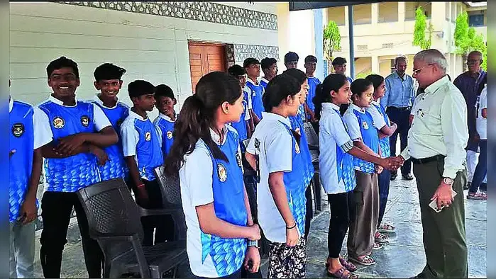 सेपक टकरा स्पर्धेसाठी परभणीचे संघ रवाना सेपक टकरा स्पर्धेसाठी परभणीचे संघ रवाना