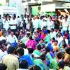 शिक्षकाच्या मृत्यूप्रकरणी रास्तारोको