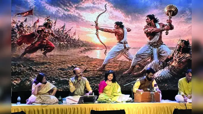 ‘स्वरार्जुन’ सांगीतिक प्रवासाची मेजवानी ‘स्वरार्जुन’ सांगीतिक प्रवासाची मेजवानी