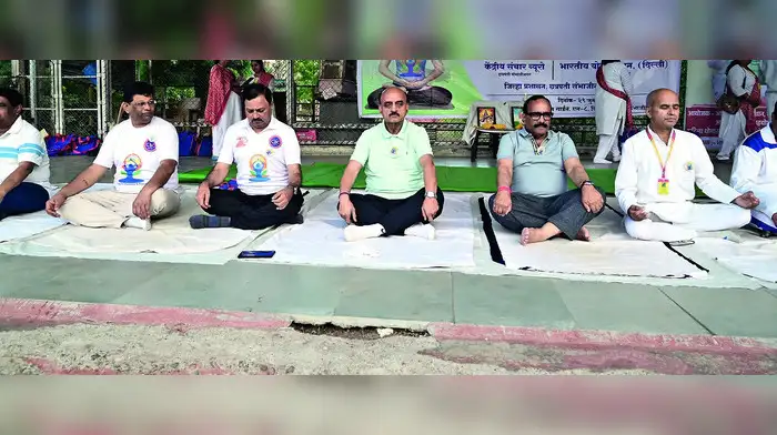 बोटॅनिकल गार्डनमध्ये उत्साह बोटॅनिकल गार्डनमध्ये उत्साह