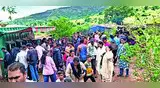 पहिनेबारीसह त्र्यंबकच्या पर्यटनस्थळांवर गर्दी पहिनेबारीसह त्र्यंबकच्या पर्यटनस्थळांवर गर्दी