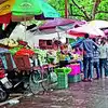 ठाण्यात फेरीवाले पदपथावर