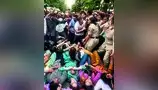 सलग दुसऱ्या दिवशी आंदोलन सलग दुसऱ्या दिवशी आंदोलन