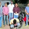 Chhatrapati Sambhajinagar news: महामार्गावर चाकूचा धाक दाखवून गाड्या लुटणारा सराईत जेरबंद; स्थानिक गुन्हे शाखेच्या सिनेस्टाईल कारवाईने उडाली खळबळ