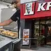 FDA Raid: KFC मध्ये भयंकर कारभार, शाकाहारी अन्नात मांसाहारीची भेसळ? एफडीएच्या धाडीत धक्कादायक प्रकार उघड, अधिकाऱ्यांनी काय सांगितलं?