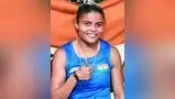 दुसऱ्या दिवशी सोन्याची लयलूट दुसऱ्या दिवशी सोन्याची लयलूट