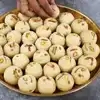 Rava Ladu Recipe - दिवाळीतील रव्याचे लाडू वळताना फुटतात? पाकात घाला ...