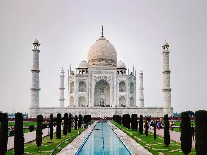Special Things About Taj Mahal,ताज महल पड़ रहा है हरा…इससे पहले दिखना ...