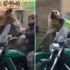 Bhalu Ka Video,Russian bear on bike: भालू को बाइक पर बैठाकर ले जा रहे ...