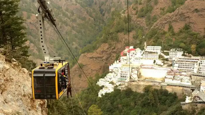 Famous Cable Car Rides In India,आसमान के बीच लेना है केबल कार राइड का ...