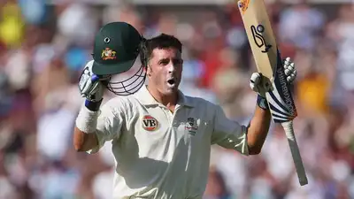 माइक हसी- ऑस्ट्रेलिया