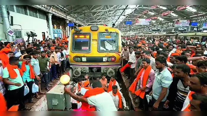 CSMT पर अव्यवस्था का आलम CSMT पर अव्यवस्था का आलम