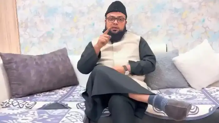 Maulana Qari Ishaq Gora on Girl Conversion Cases Maulana Qari Ishaq Gora on Girl Conversion Cases