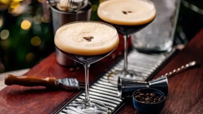 अल्कोहल और कैफिन 