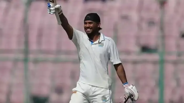 कार्तिक शर्मा- 14.20 करोड़ (चेन्नई सुपर किंग्स)